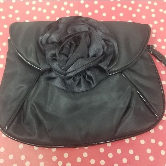 Black Wristlet with Ribbon Rose. - Picture 1 of 8